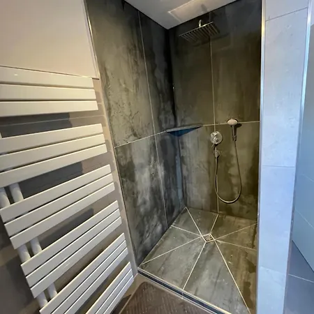 Am Sonnigen Suedhang * Lorscheid