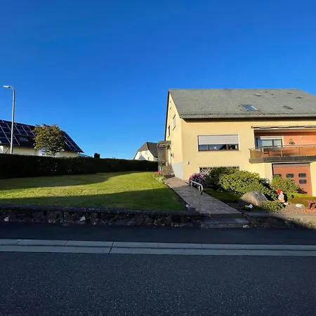 Apartman Am Sonnigen Suedhang Lorscheid